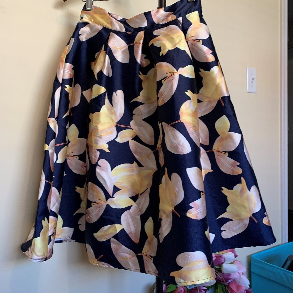 A'gaci Small Navy, Yellow & Peach Floral Skirt